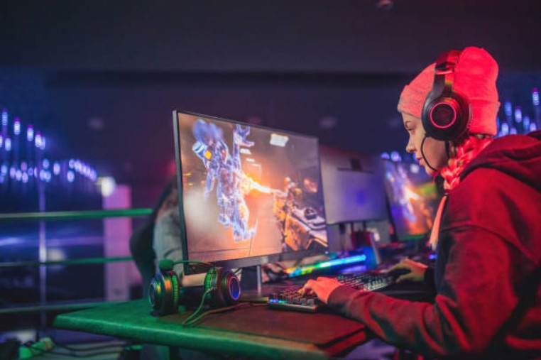 How Online Gaming Bridges Generational Gaps Among Players